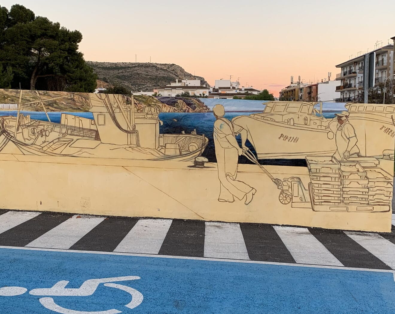 Parte izquierda del mural 'Homenaje al Puerto' de Víctor Goikoetxea