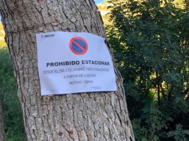 Prohibido estacionar por las obras en la parcela de la Granadella