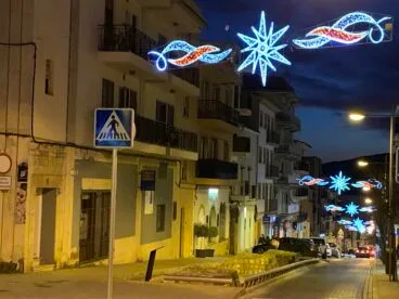 Alumbrado navideño en calle Principe de Asturias