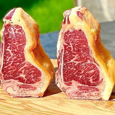 Chuletón de 800g de vaca rubia gallega en Manzo Restaurante