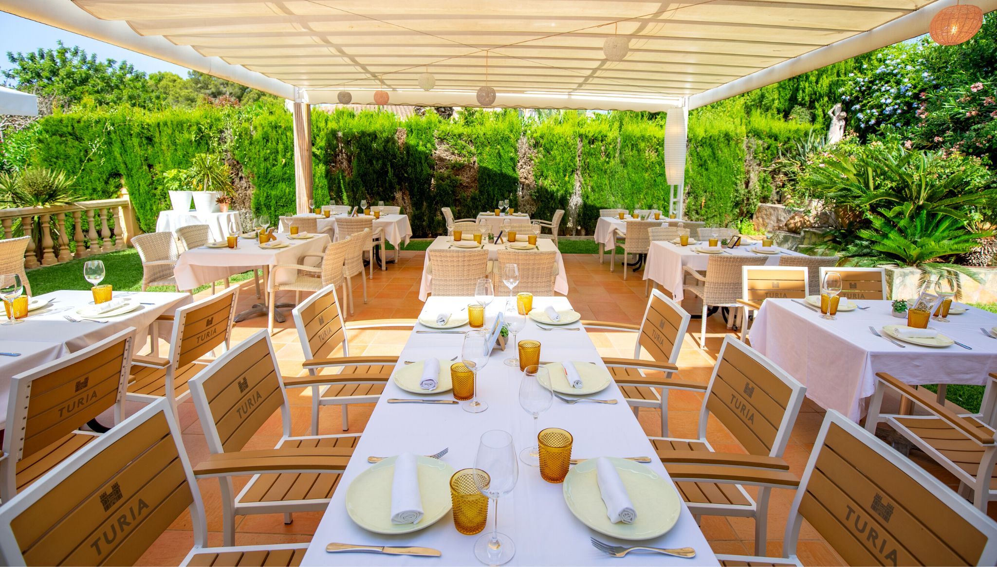 Disfruta junto a los tuyos de la mejor comida italiana en su terraza