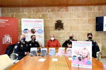 Presentación Pulseres amigues en Xàbia