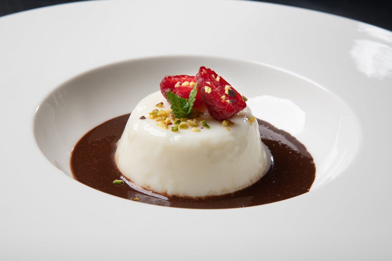 Prueba los postres caseros de Manzo Restaurante