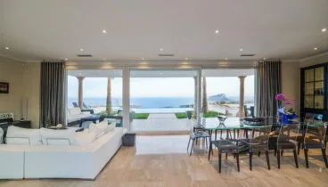 Salón-comedor con maravillosas vistas en Atina Inmobiliaria