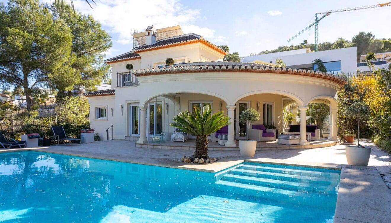 Espectacular villa disponible con Vicens Ash
