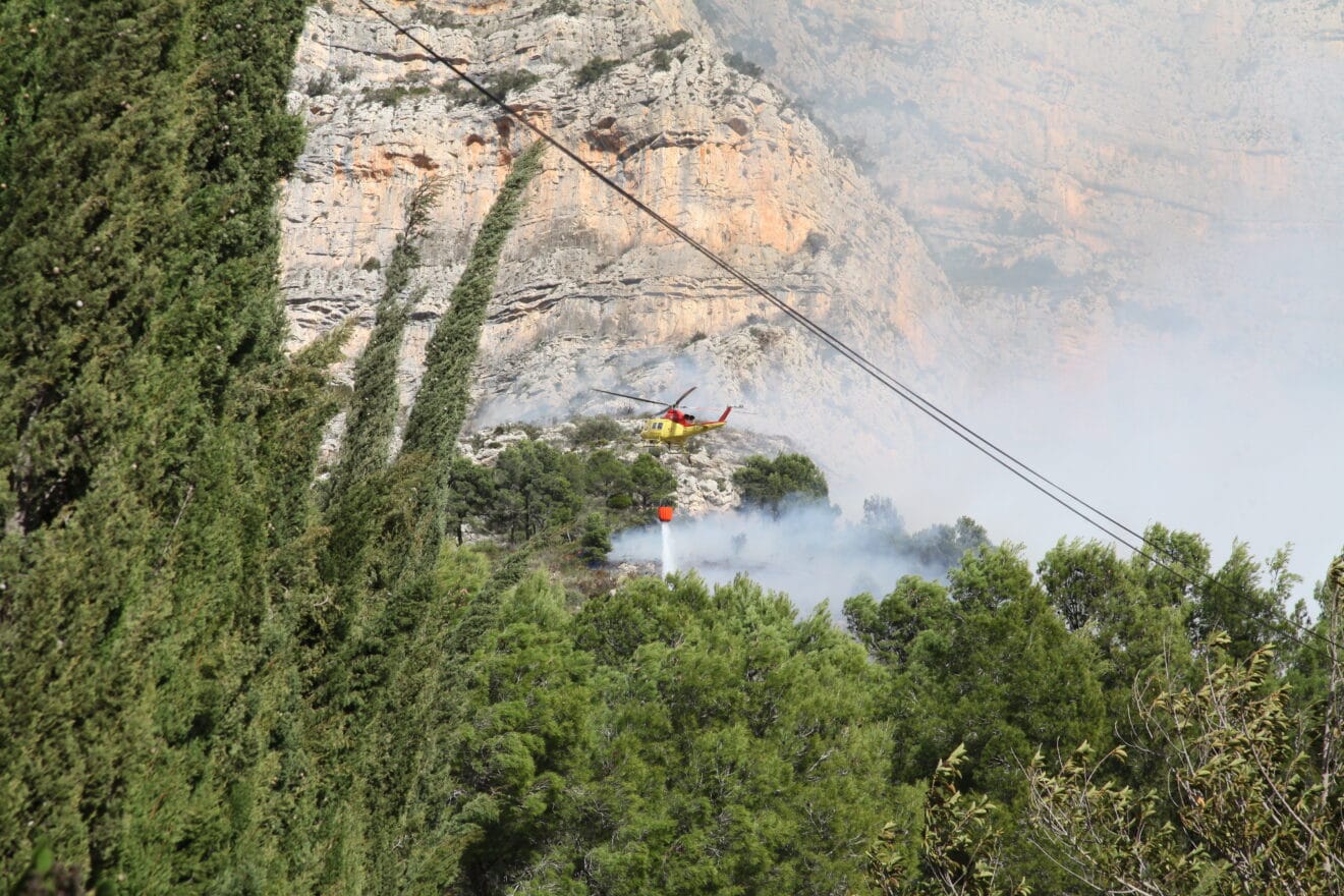 Incendio en la falda del Montgó (4)