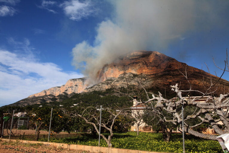 Incendio Forestal en el Montgó de Xàbia (1)