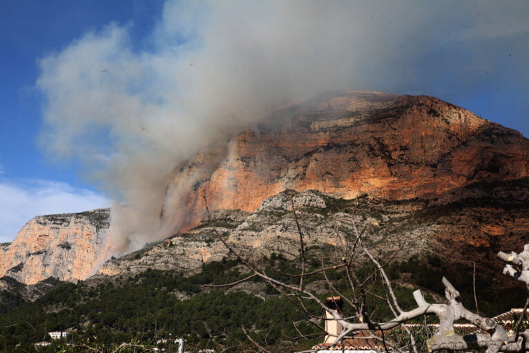 Incendio Forestal en el Montgó de Xàbia (2)