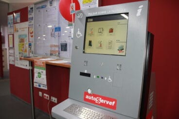 Máquina para gestiones en Labora instalada en Creama Xàbia