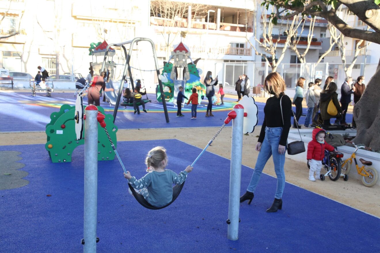 Apertura del nuevo parque infantil del Freginal (14)