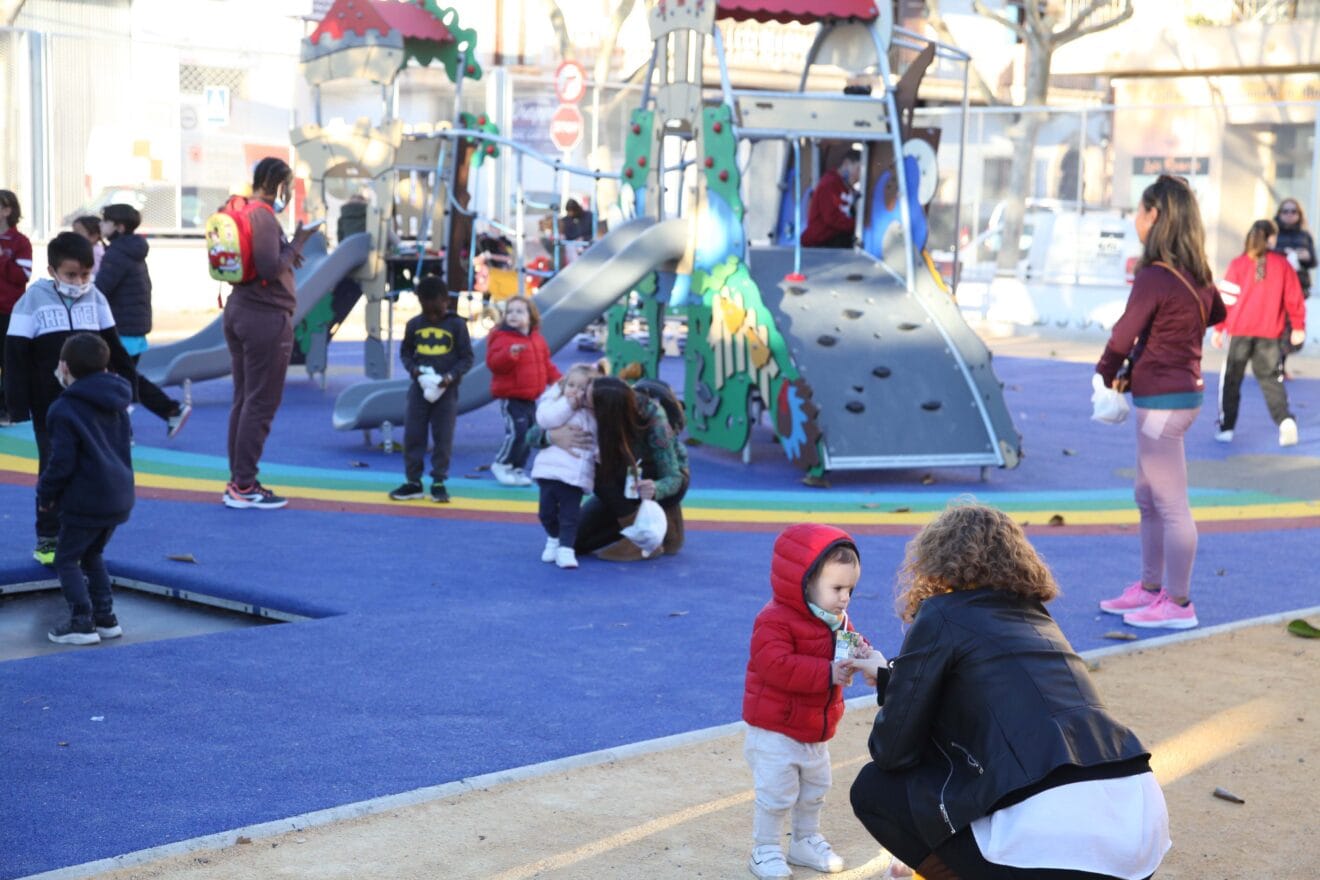 Apertura del nuevo parque infantil del Freginal (27)