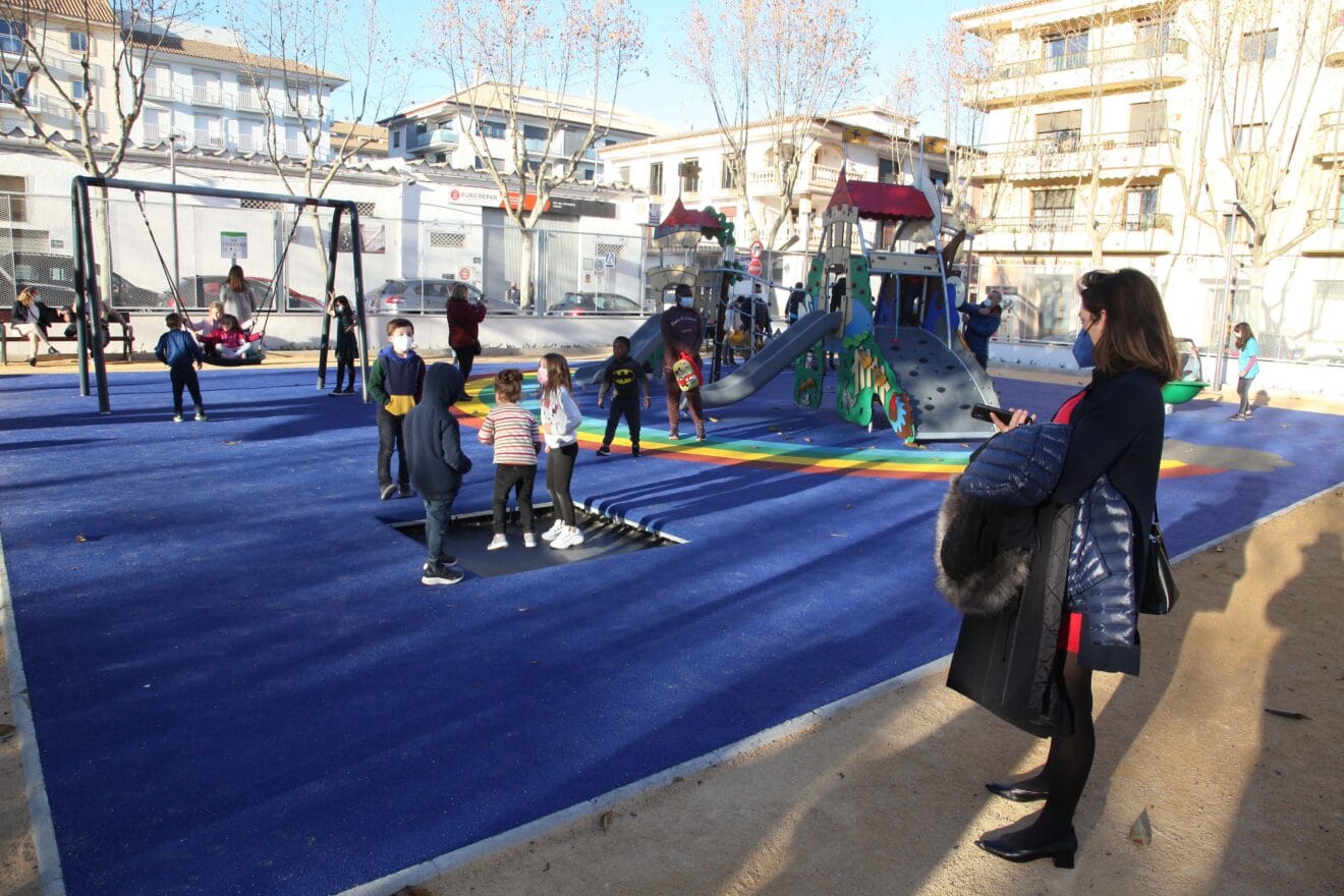 Apertura del nuevo parque infantil del Freginal (3)