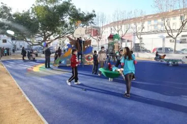 Apertura del nuevo parque infantil del Freginal (4)