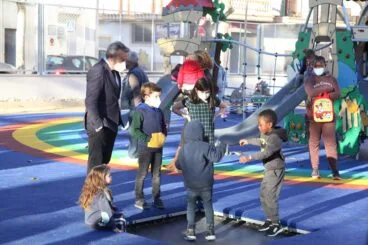 Apertura del nuevo parque infantil del Freginal (7)