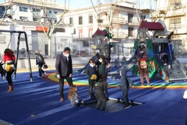Apertura del nuevo parque infantil del Freginal (8)