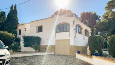 Fantástica villa en venta con Vicens Ash Properties