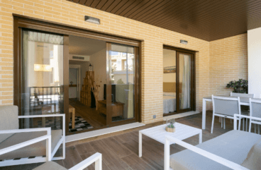 Terraza exterior del apartamento disponible en Jávea con Quality Rent a Villa