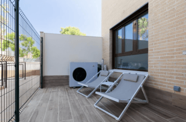 Terraza privada del apartamento disponible con Quality Rent a Villa
