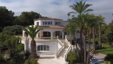 Fachada de la vivienda en venta en Jávea