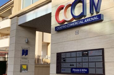 Fachada del edificio en el que se encuentra la Notaria Almazán & Millet