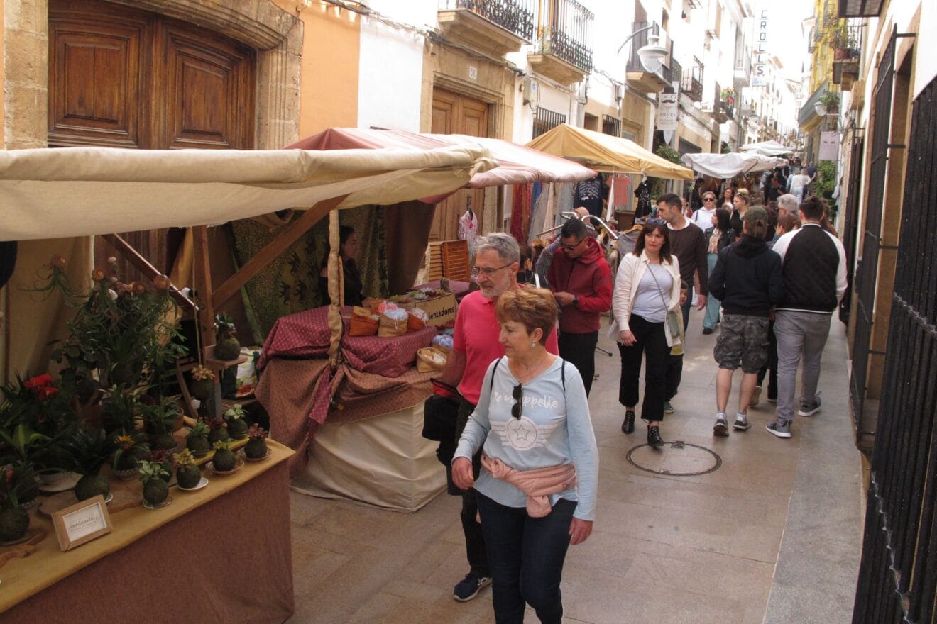 Ambiente en la Fira d'Artesania Xàbia 2022 (54)