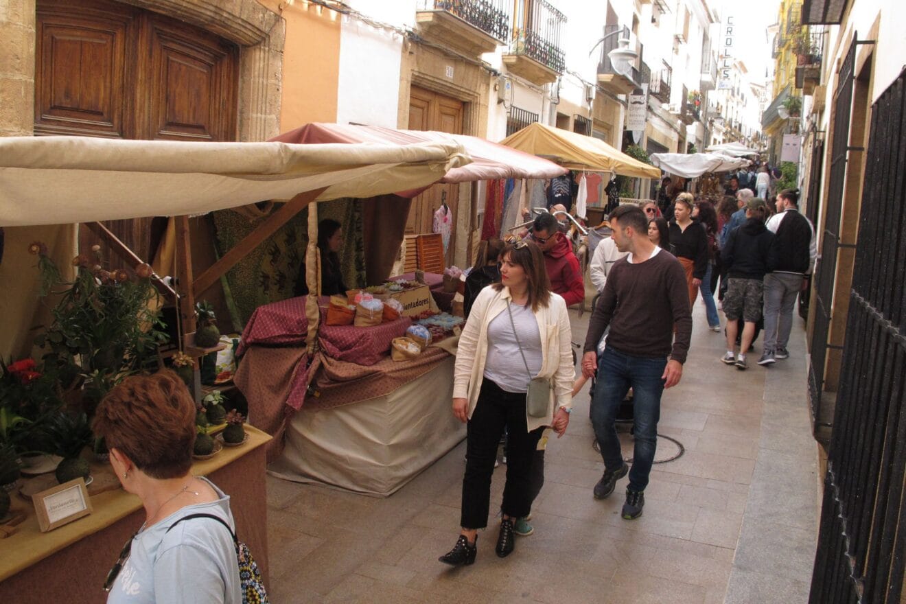 Ambiente en la Fira d'Artesania Xàbia 2022 (55)
