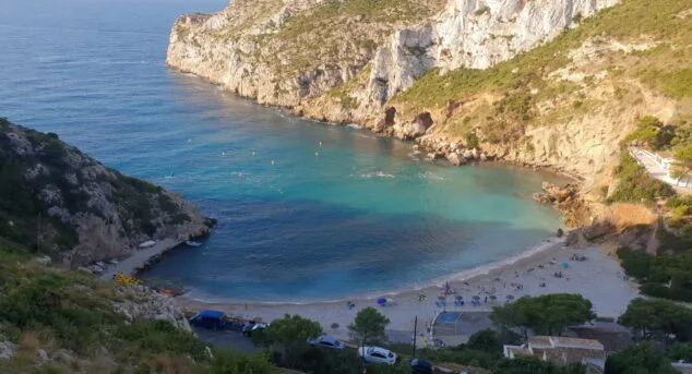 Imagen: Aparcamiento Cala Granadella