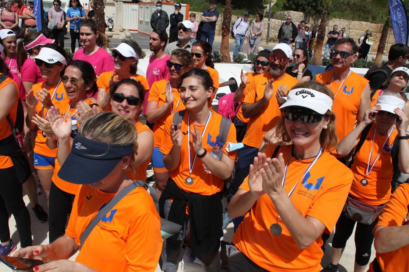 Entrega de trofeos y participantes en la I Regata de Rem de la Dona Xàbia (10)