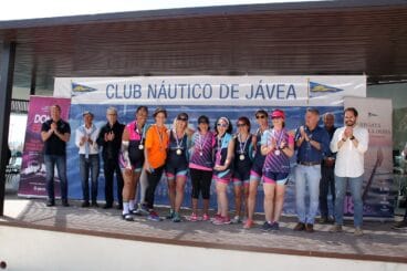 Entrega de trofeos y participantes en la I Regata de Rem de la Dona Xàbia (11)