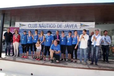 Entrega de trofeos y participantes en la I Regata de Rem de la Dona Xàbia (14)