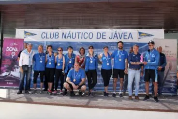 Entrega de trofeos y participantes en la I Regata de Rem de la Dona Xàbia (7)