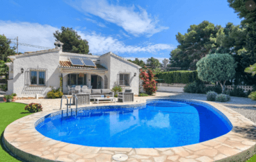 Espectacular casa con piscina en Jávea