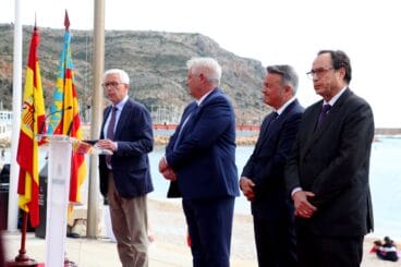 Inauguración de la escultura de Joaquín Sorolla en el paseo marítimo de Xàbia (8)