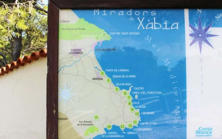 Mapa de los 15 miradores de Xàbia. El del Cap Negre es el número 10
