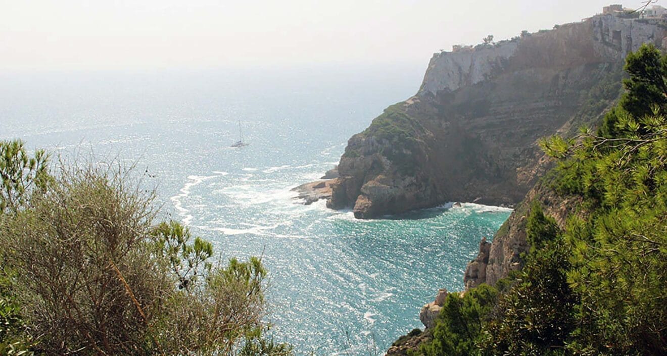 Vistas a la zona sur (Cabo de la Nao) desde el Cap Negre