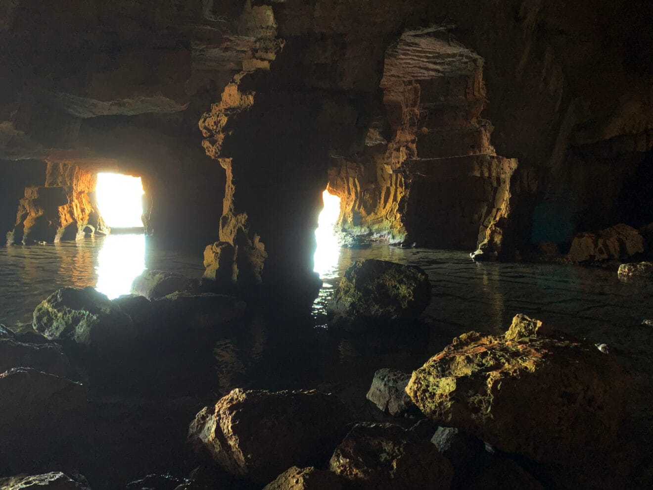 Arcos que caracterizan la Cova Tallada