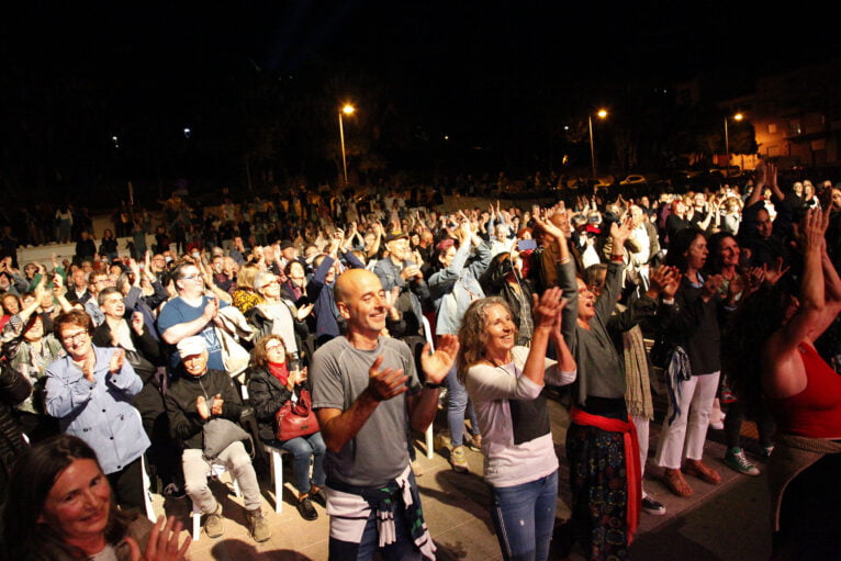 El públic es va lliurar al concert de Carlos Núñez i La Xafigà al Xàbia Folk 2022