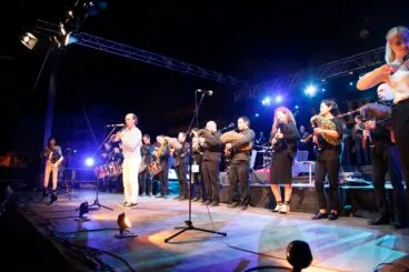 Concierto de Carlos Núñez Y el grupo La Xafigà en el Xàbia Folk 2022