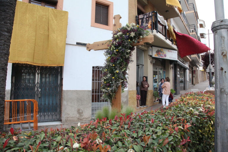 Cruces de flores en honor a Jesús Nazareno 2022 - (16)