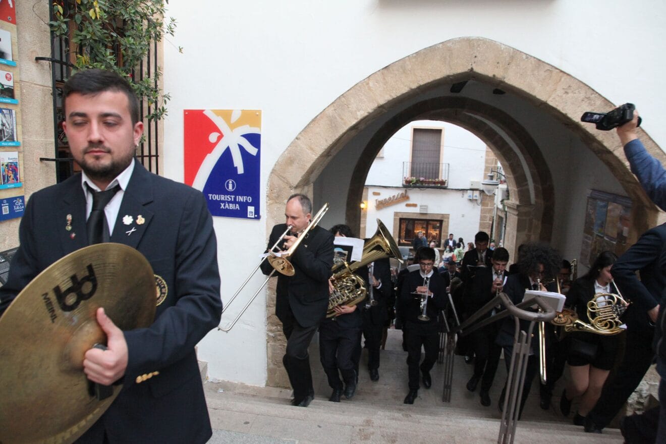 Cruces de flores en honor a Jesús Nazareno 2022 - (31)