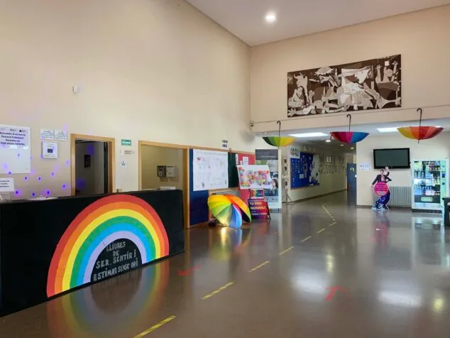 Imagen: Entrada del IES La Mar