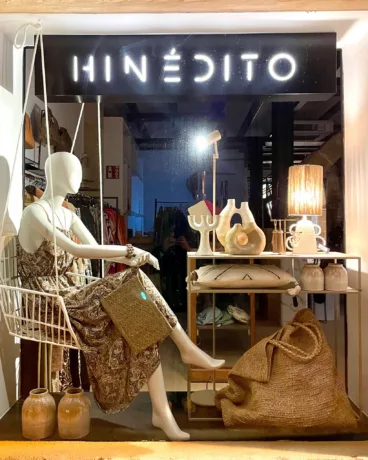 Escaparate de Hinédito