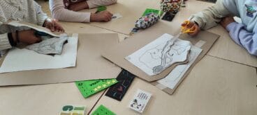 Los alumnos de primaria con las curvas de nivel