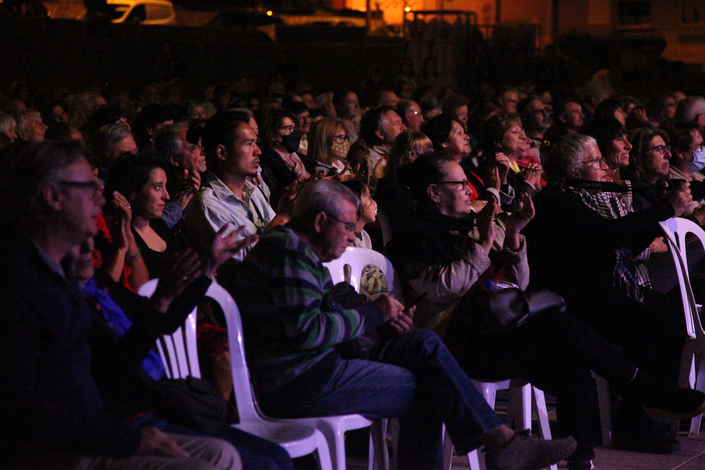 Público en el concierto de Gani Mirzo