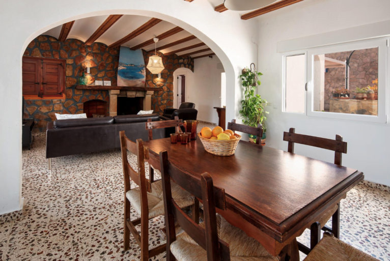 Rustic-style living-dining room