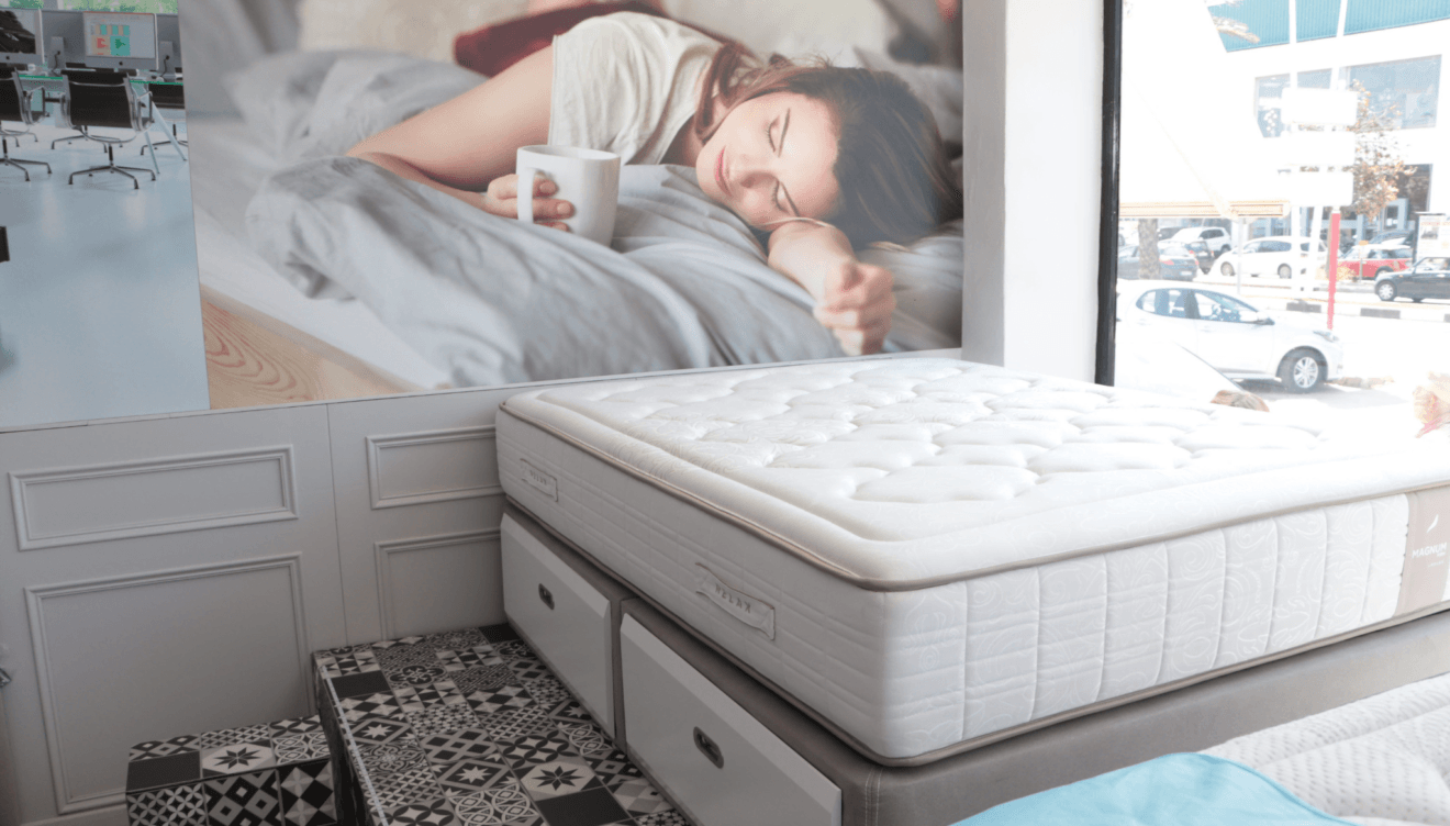 Cama con cajones para almacenaje