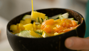 Elige la salsa de tu poke bowl