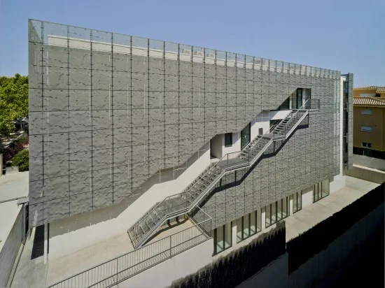 Fachada lateral del edificio de la Biblioteca de Duanes. Foto David Frutos-Singular Studio