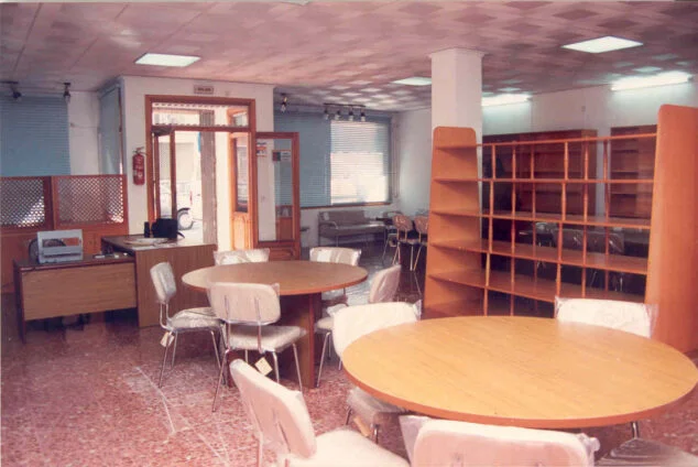 Imagen: Inauguración de la Sala de lectura en 1992. Foto AMX