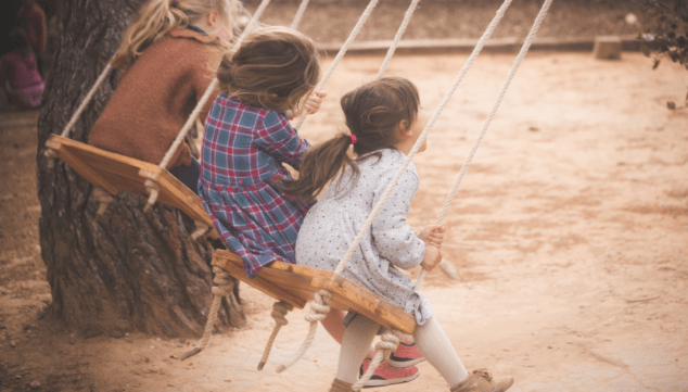 Imagen: Los niños crecen en valores y felices con la Pedagogía Waldorf